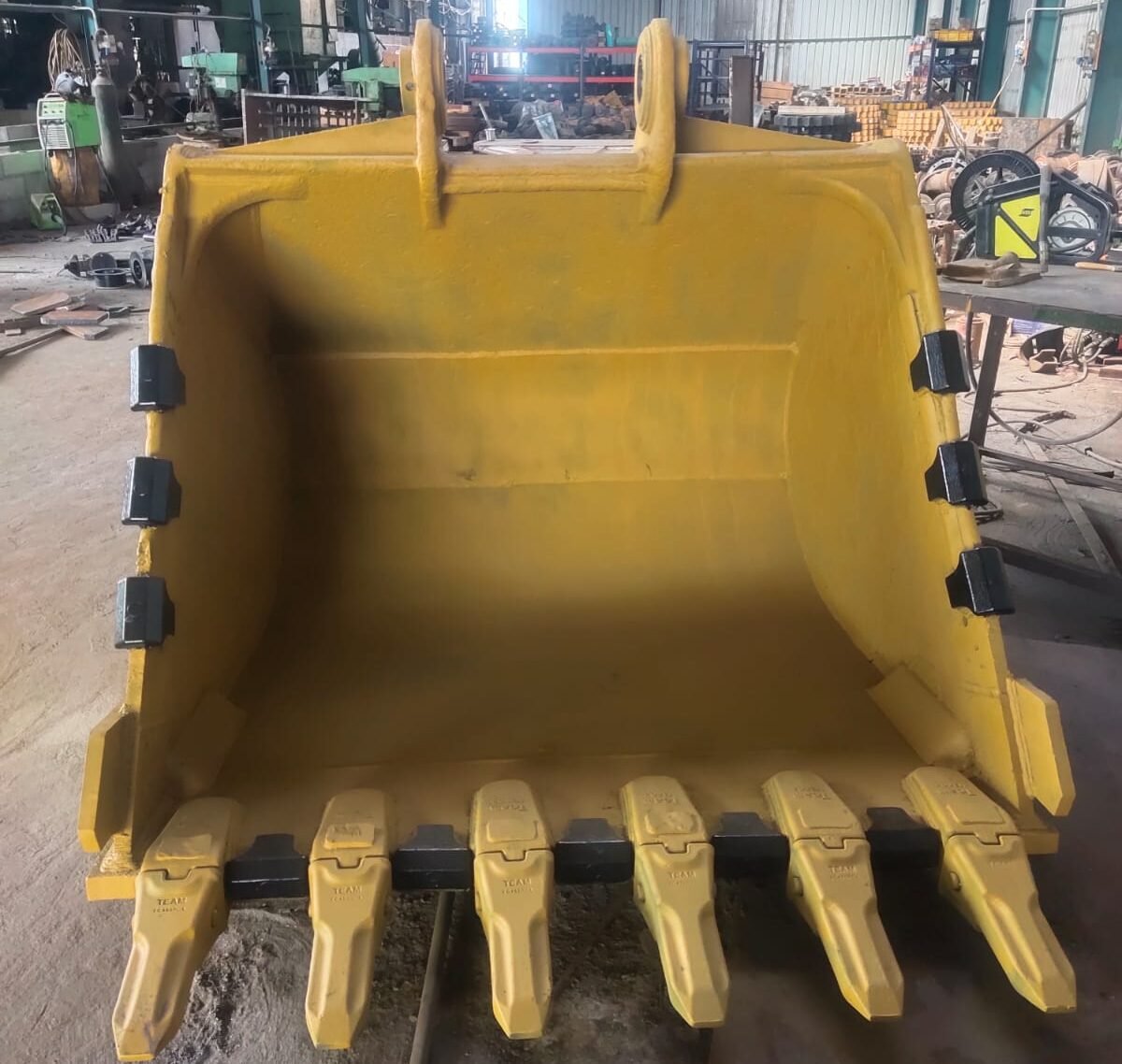 Maximizing Excavation Efficiency with Rock Buckets
